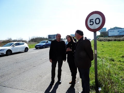 El PP dice que la falta de terrenos en Duquesa de Lugo provoca la resolución del contrato de desdoblamiento. El PP dice que la falta de terrenos en Duquesa de Lugo provoca la resolución del contrato de desdoblamiento.