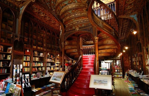 Las ventas de libros crecen un 25% y recogen una "cifra histórica" en 2021 Las ventas de libros crecen un 25% y recogen una "cifra histórica" en 2021