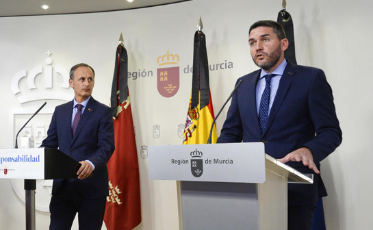 Una juez investiga si los consejeros Luengo y Celdrán vulneraron la ley con órdenes de veda de caza Una juez investiga si los consejeros Luengo y Celdrán vulneraron la ley con órdenes de veda de caza