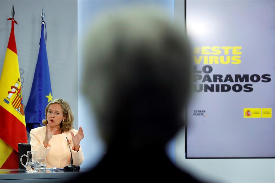 Tertulia: Duelo de vicepresidentas respecto a la reforma laboral Tertulia: Duelo de vicepresidentas respecto a la reforma laboral