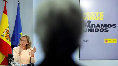La vicepresidenta tercera del Gobierno y ministra de Asuntos Económicos y Transformación Digital, Nadia Calviño, comparece en rueda de prensa. La vicepresidenta tercera del Gobierno y ministra de Asuntos Económicos y Transformación Digital, Nadia Calviño, comparece en rueda de prensa.