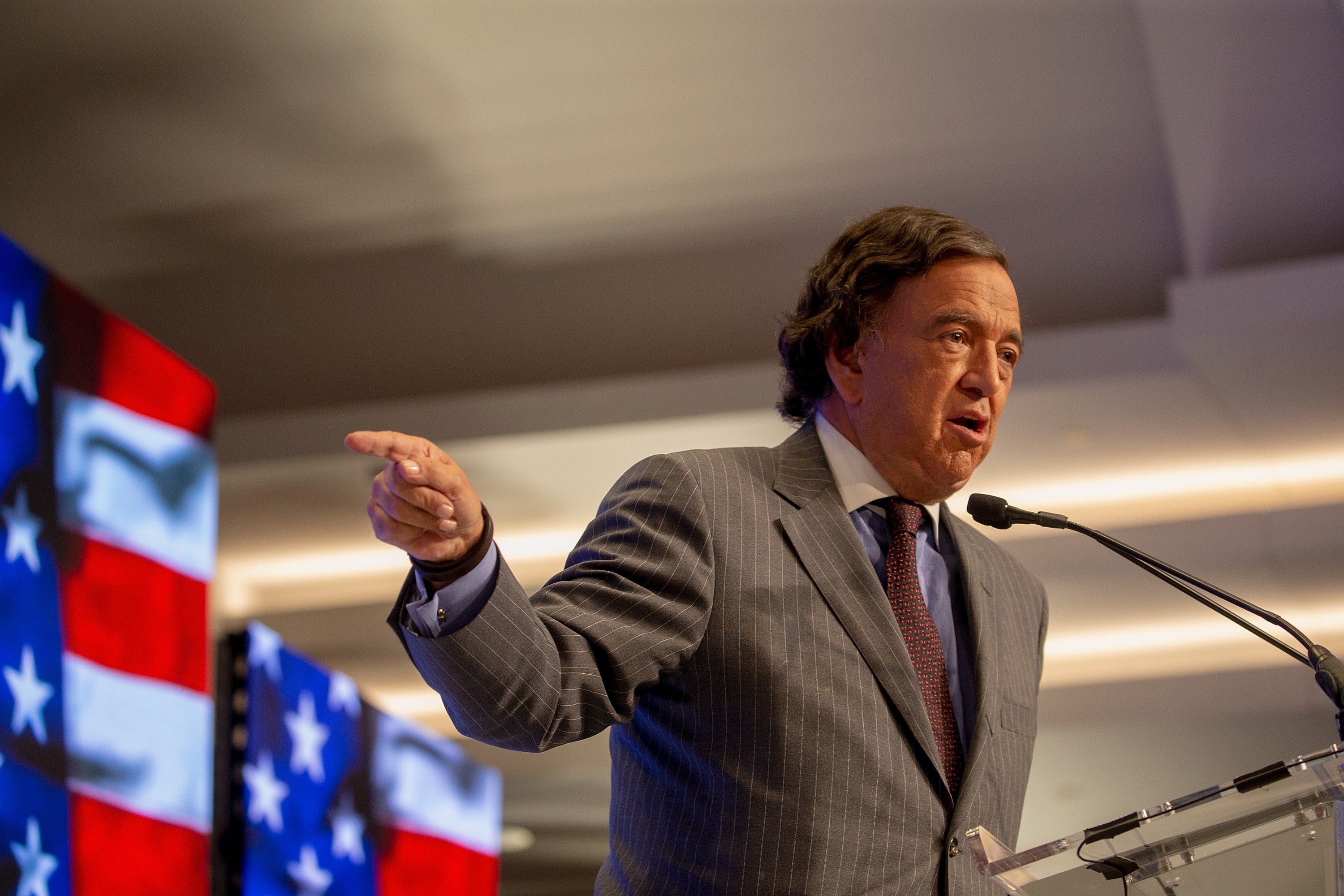 Bill Richardson, exgobernador de Nuevo México: "Creo que Biden va a tirar el muro con México" Bill Richardson, exgobernador de Nuevo México: "Creo que Biden va a tirar el muro con México"