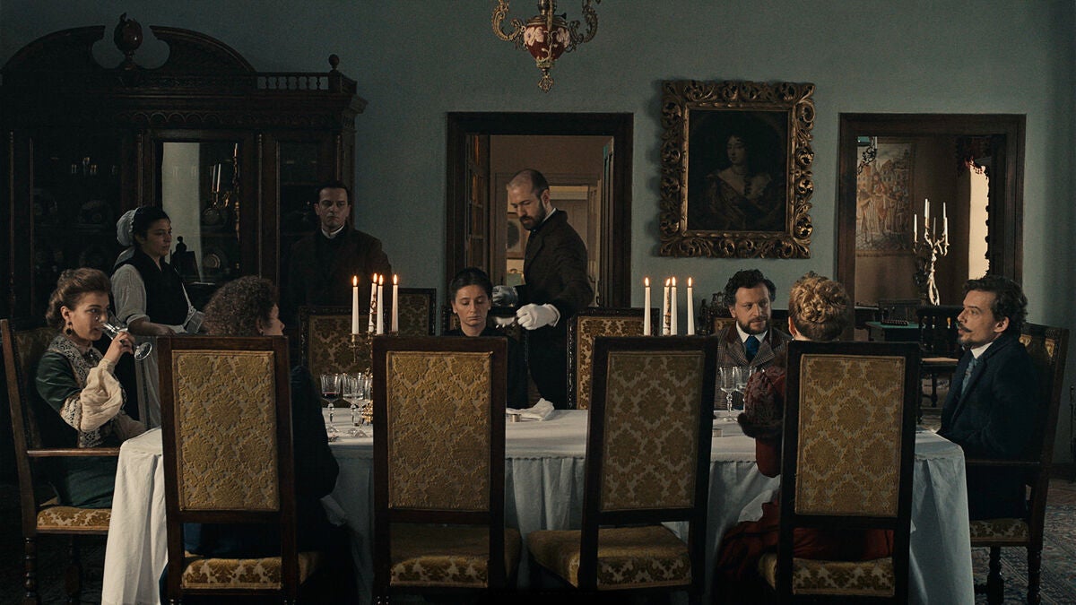 'Malmkrog', de Cristi Puiu, gana el Giraldillo de Oro a la Mejor Película en el Festival de Sevilla 'Malmkrog', de Cristi Puiu, gana el Giraldillo de Oro a la Mejor Película en el Festival de Sevilla