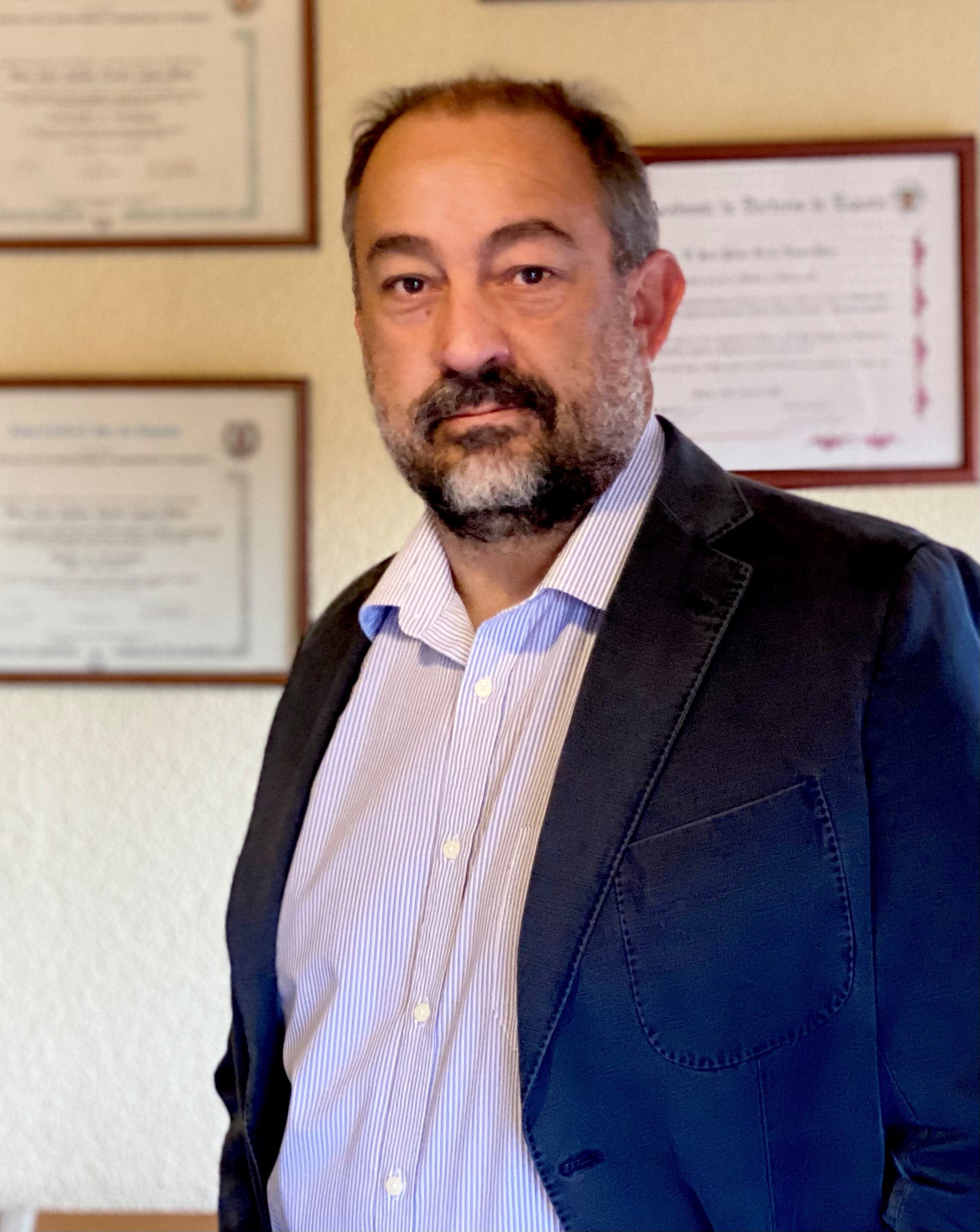 Julián Garde tiene buenas sensaciones en su candidatura a rector de la UCLM Julián Garde tiene buenas sensaciones en su candidatura a rector de la UCLM