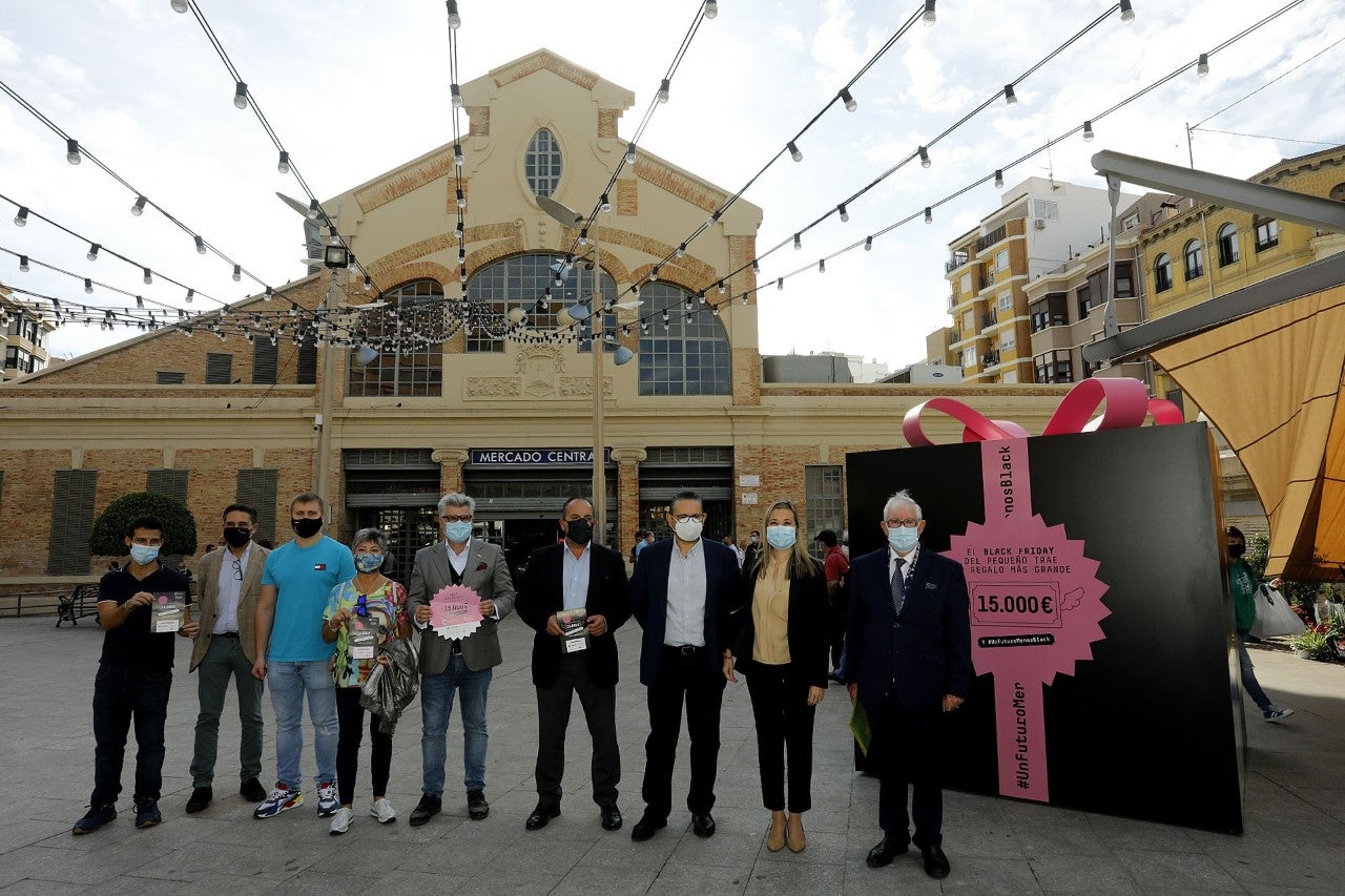 El comercio de proximidad presenta una campaña con premios en vales de compra para sus clientes por valor de 15.000 euros El comercio de proximidad presenta una campaña con premios en vales de compra para sus clientes por valor de 15.000 euros