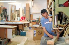 Los Gremios: la evolución a la carpintería moderna Los Gremios: la evolución a la carpintería moderna