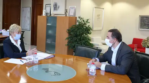 Ana Barceló y Salvador Gomar. Ana Barceló y Salvador Gomar.