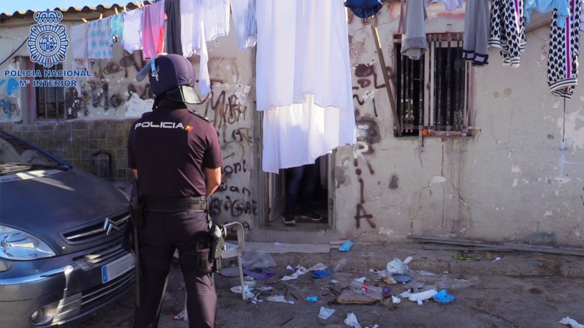 El SUP denuncia una agresión por parte de unas 80 personas a varios policías nacionales en Son Banya El SUP denuncia una agresión por parte de unas 80 personas a varios policías nacionales en Son Banya