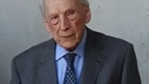 Manuel Angulo López-Casero Manuel Angulo López-Casero