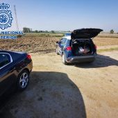 Un coche policial en la zona de búsqueda, en Rota