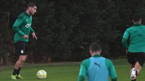 Jon Ander Pérez Jon Ander Pérez, delantero del Racing