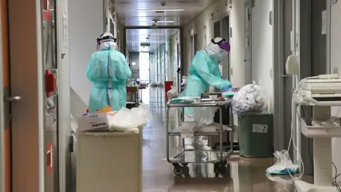 Sanitarios con equipos de protección Sanitarios con equipos de protección
