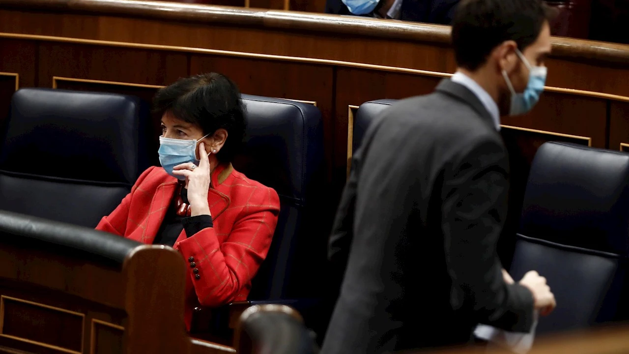 Isabel Celaá, durante el pleno de debate de la nueva ley de Educación