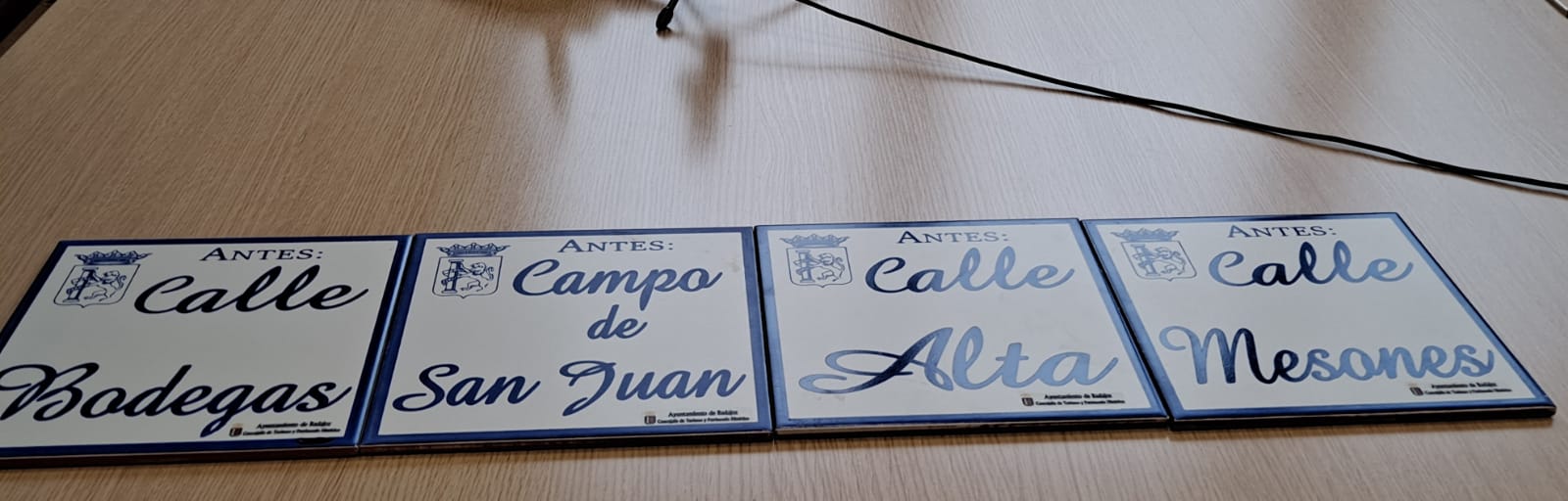 Un total de 52 Calles del Casco Antiguo volverán a contar con sus nombres tradicionales que tenían antes del siglo XIX. Un total de 52 Calles del Casco Antiguo volverán a contar con sus nombres tradicionales que tenían antes del siglo XIX.