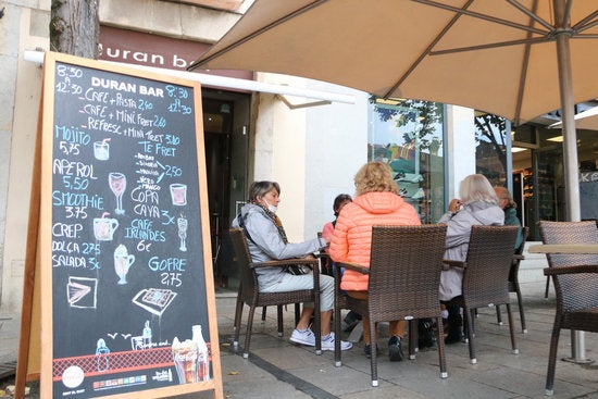El sector de la restauració, el món de la cultura i les instal·lacions esportives reobriran a partir de dilluns El sector de la restauració, el món de la cultura i les instal·lacions esportives reobriran a partir de dilluns