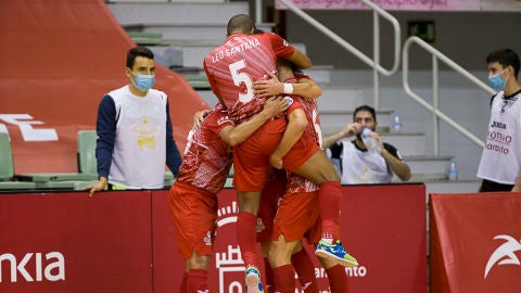 Elpozo Murcia celebrando un gol