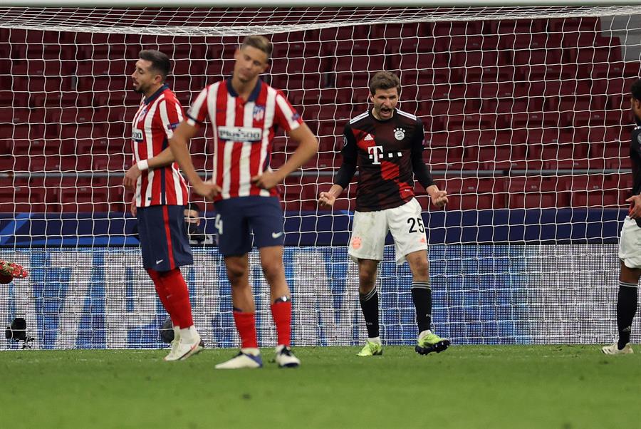 Un penalti condena al Atlético ante el Bayern y está obligado a ganar en Austria Un penalti condena al Atlético ante el Bayern y está obligado a ganar en Austria