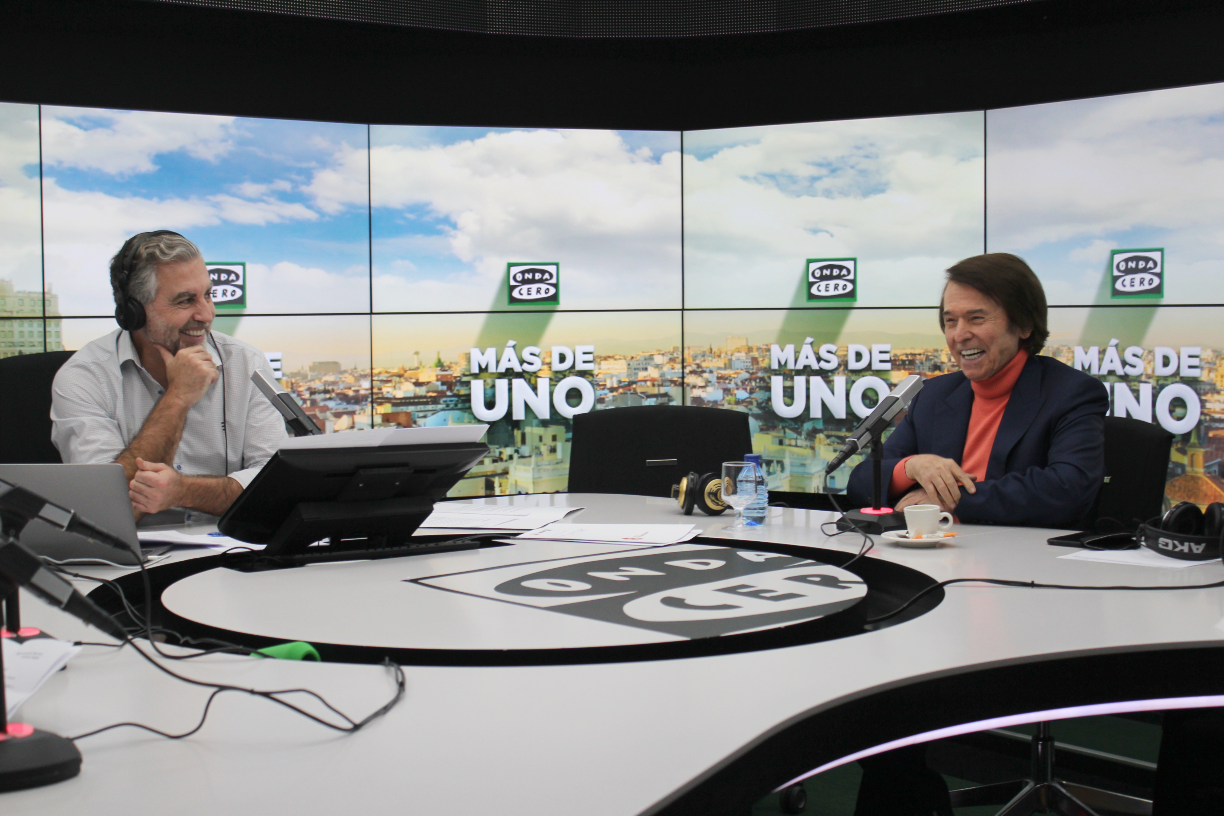 VÍDEO de la entrevista completa a Raphael en Más de uno 02/12/2020 VÍDEO de la entrevista completa a Raphael en Más de uno 02/12/2020