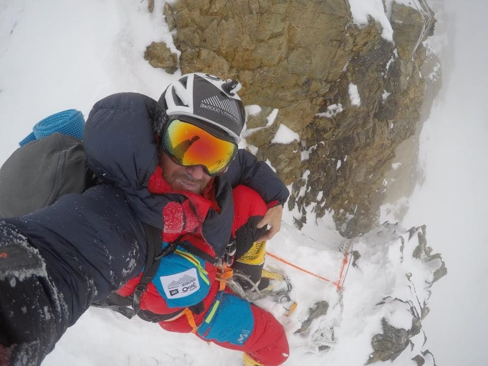 Aventura: El alpinista Sergi Mingote nos cuenta su deseo de hacer cumbre este invierno en el K-2 Aventura: El alpinista Sergi Mingote nos cuenta su deseo de hacer cumbre este invierno en el K-2
