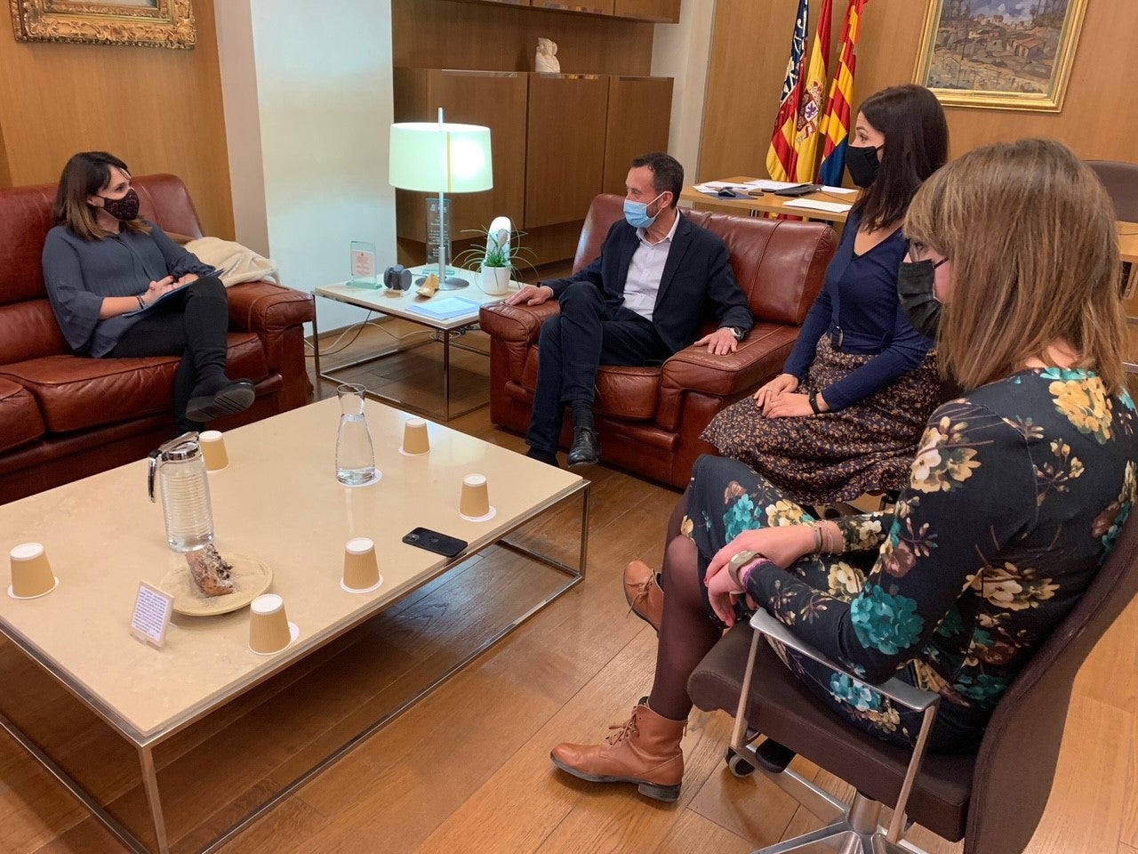 El Ayuntamiento de Elche y la Diputación de Alicante se comprometen a buscar unidos recursos para el Palmeral El Ayuntamiento de Elche y la Diputación de Alicante se comprometen a buscar unidos recursos para el Palmeral