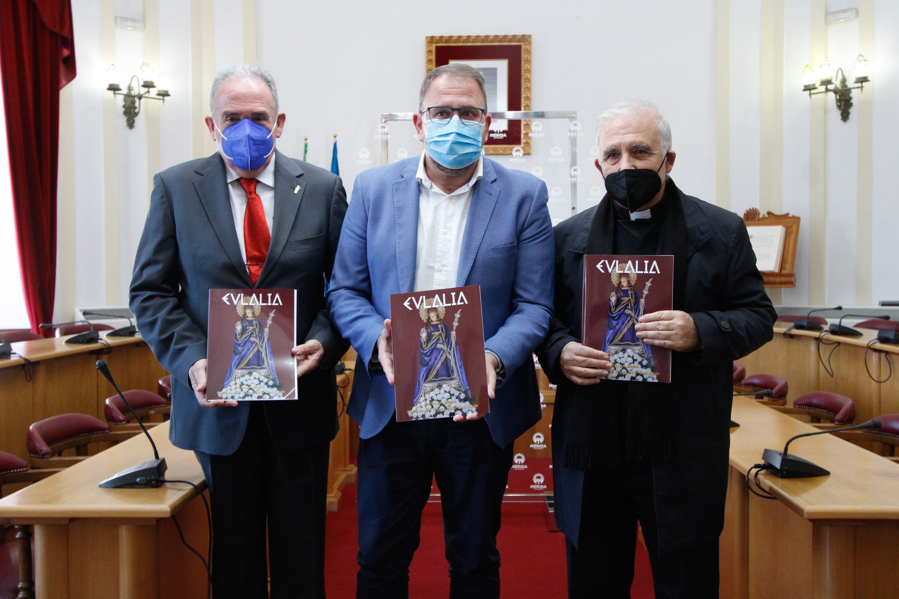 El 10 de diciembre se firmarán los estatutos del Consejo Eulaliense. El 10 de diciembre se firmarán los estatutos del Consejo Eulaliense.