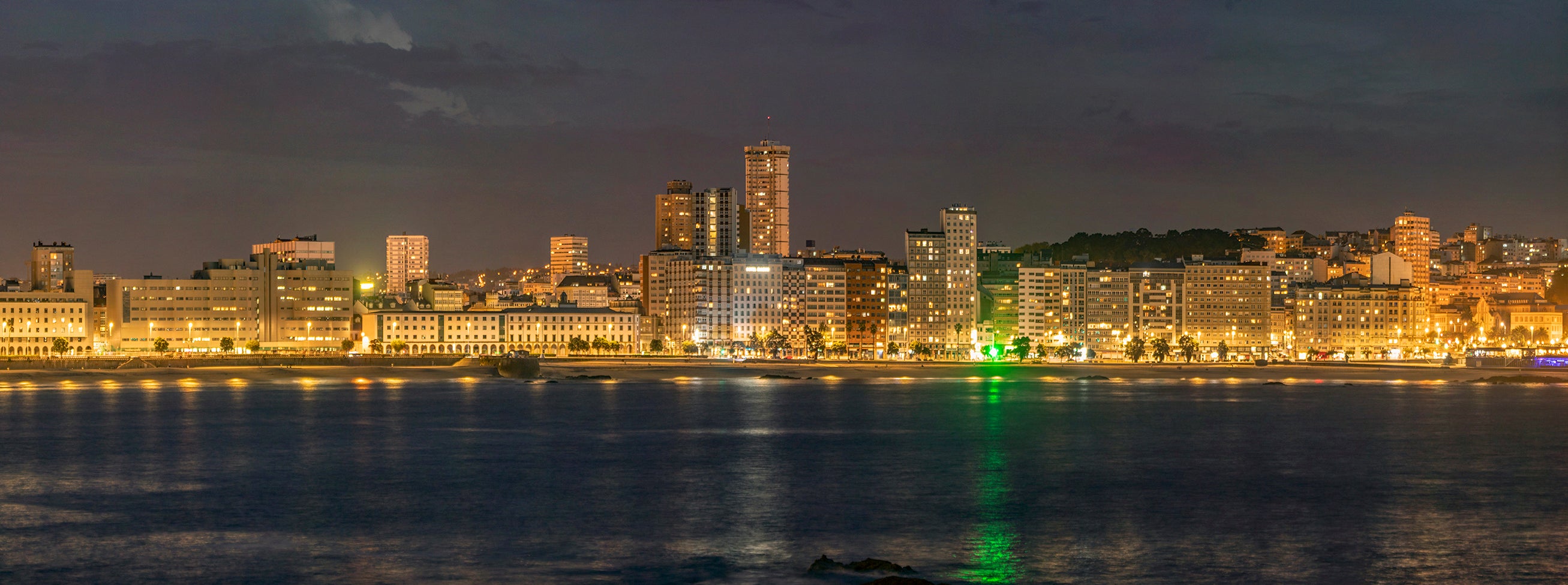 El Concello de A Coruña renovará el alumbrado público con fondos europeos El Concello de A Coruña renovará el alumbrado público con fondos europeos