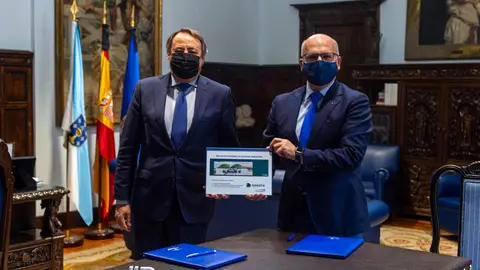 A Deputación de Ourense promoverá a implantación dun proxecto integral de xestión ambiental na Limia Joaquín Sanz López e Manuel Baltar, no Pazo Provincial