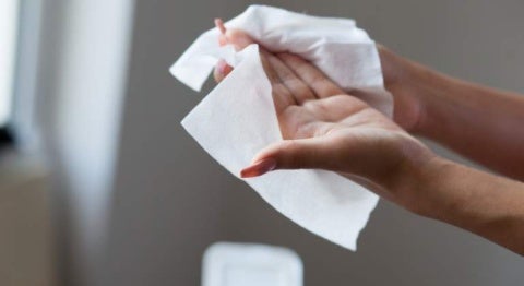 Ni las toallitas ni las mascarillas van al inodoro Ni las toallitas ni las mascarillas van al inodoro