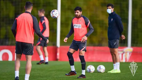 Entrenamiento del Sporting de Gijón Campos de Mareo