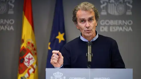 Fernando Simón, sobre los allegados: "El que lleva toda la vida cenando con el vecino, tiene que poder hacerlo"