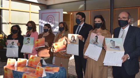 Presentación del calendario APSA en el Ayuntamiento de Alicante