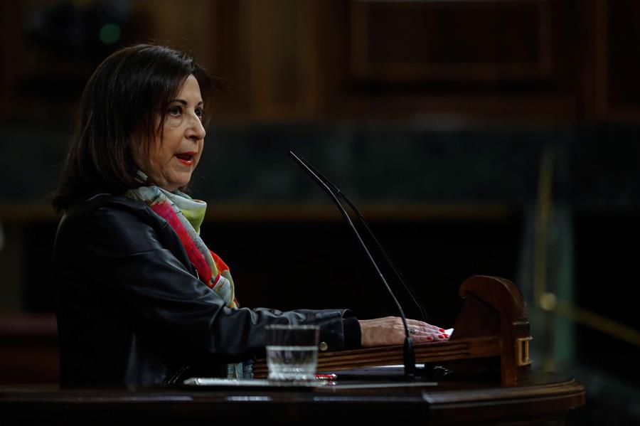 Robles asegura que ha denunciado el chat de militares retirados porque incluye "expresiones absolutamente inaceptables" Robles asegura que ha denunciado el chat de militares retirados porque incluye "expresiones absolutamente inaceptables"