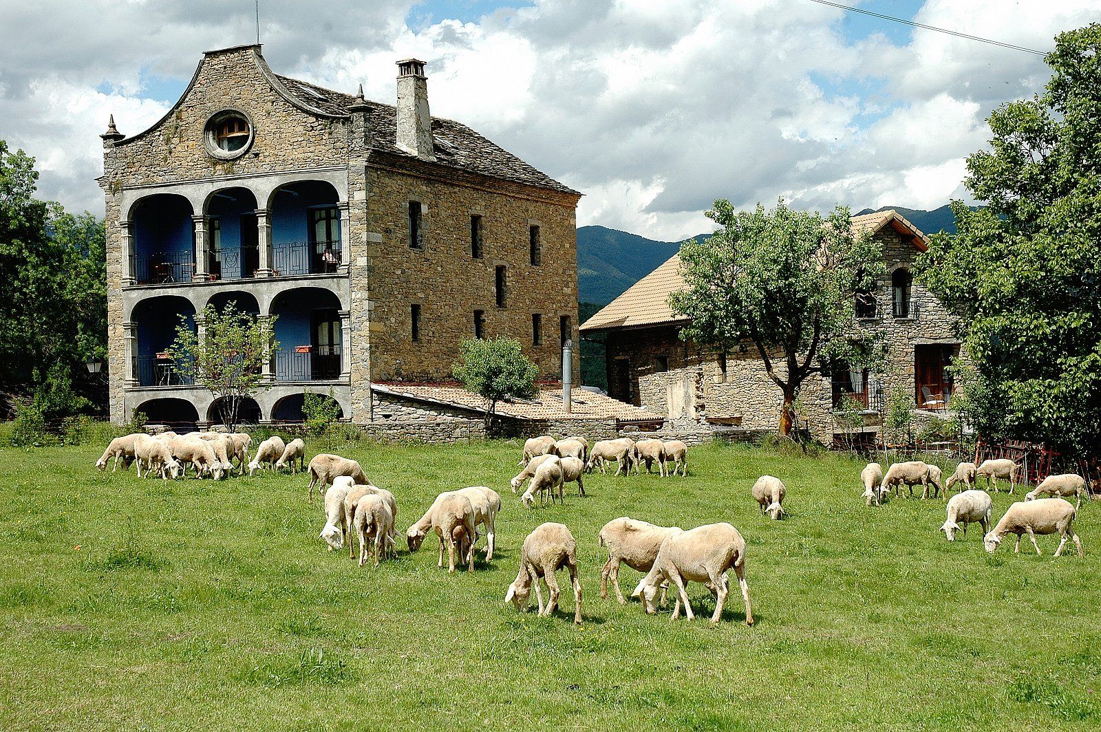 Descubre rincones nacionales para desconectar y disfrutar de la naturaleza Descubre rincones nacionales para desconectar y disfrutar de la naturaleza