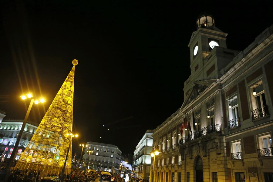 Mesa de redacción: No habrá uvas en la Puerta del Sol Mesa de redacción: No habrá uvas en la Puerta del Sol