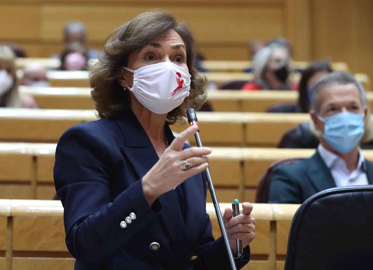 La carta de Ónega a Carmen Calvo: "Nadie le puede discutir que, siendo taurina, es usted progresista" La carta de Ónega a Carmen Calvo: "Nadie le puede discutir que, siendo taurina, es usted progresista"