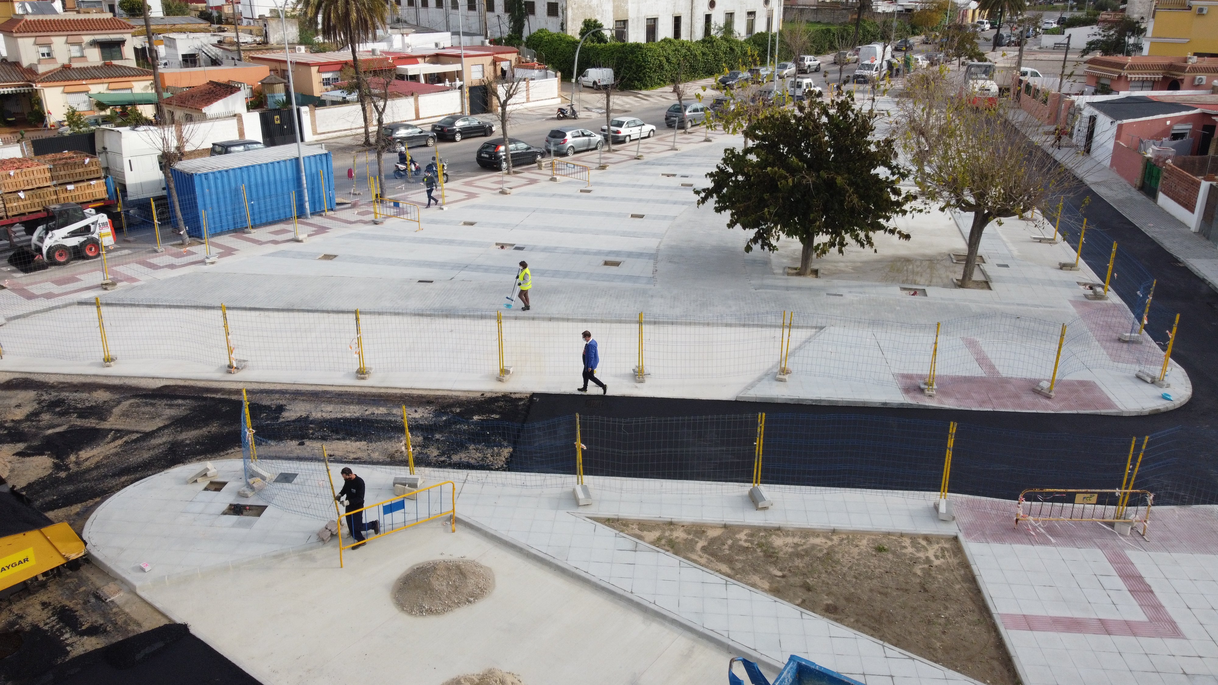 La remodelación de la Plaza de la Avenida de Trebujena encara su recta final La remodelación de la Plaza de la Avenida de Trebujena encara su recta final