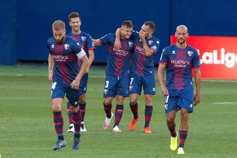 El Granada jugará los dieciseisavos de final de la UEFA, a pesar de perder ante el PSV, y mira con necesidad de victoria la visita del Huesca. Onda Deportiva Granada 4/12/2020 El Granada jugará los dieciseisavos de final de la UEFA, a pesar de perder ante el PSV, y mira con necesidad de victoria la visita del Huesca. Onda Deportiva Granada 4/12/2020