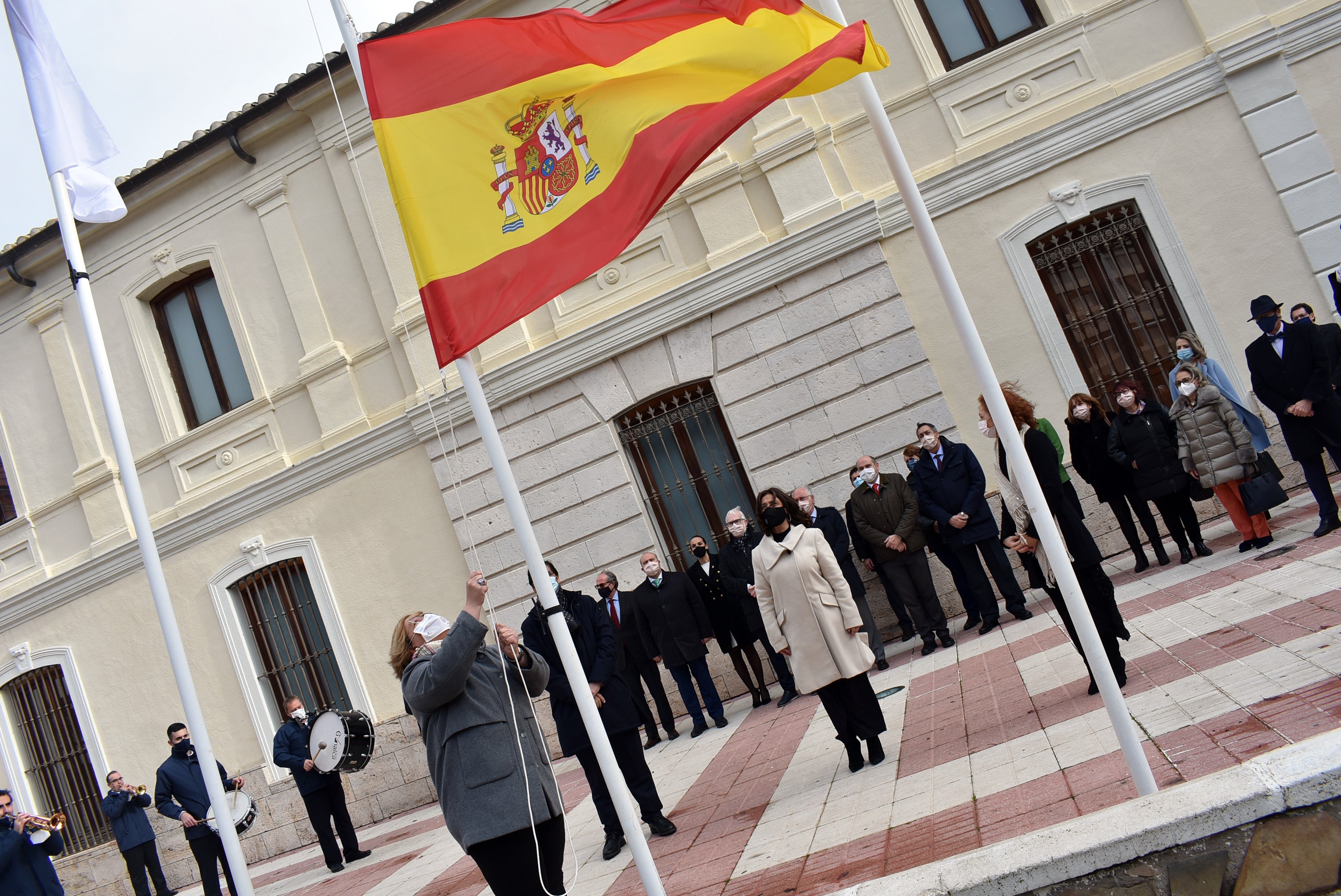 Ciudad Real celebra el 42º aniversario de la Constitución haciendo una llamada a la unidad y la tolerancia Ciudad Real celebra el 42º aniversario de la Constitución haciendo una llamada a la unidad y la tolerancia