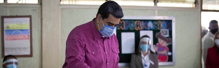 ¿Considera que el Gobierno está siendo suficientemente firme en su condena al régimen de Venezuela?