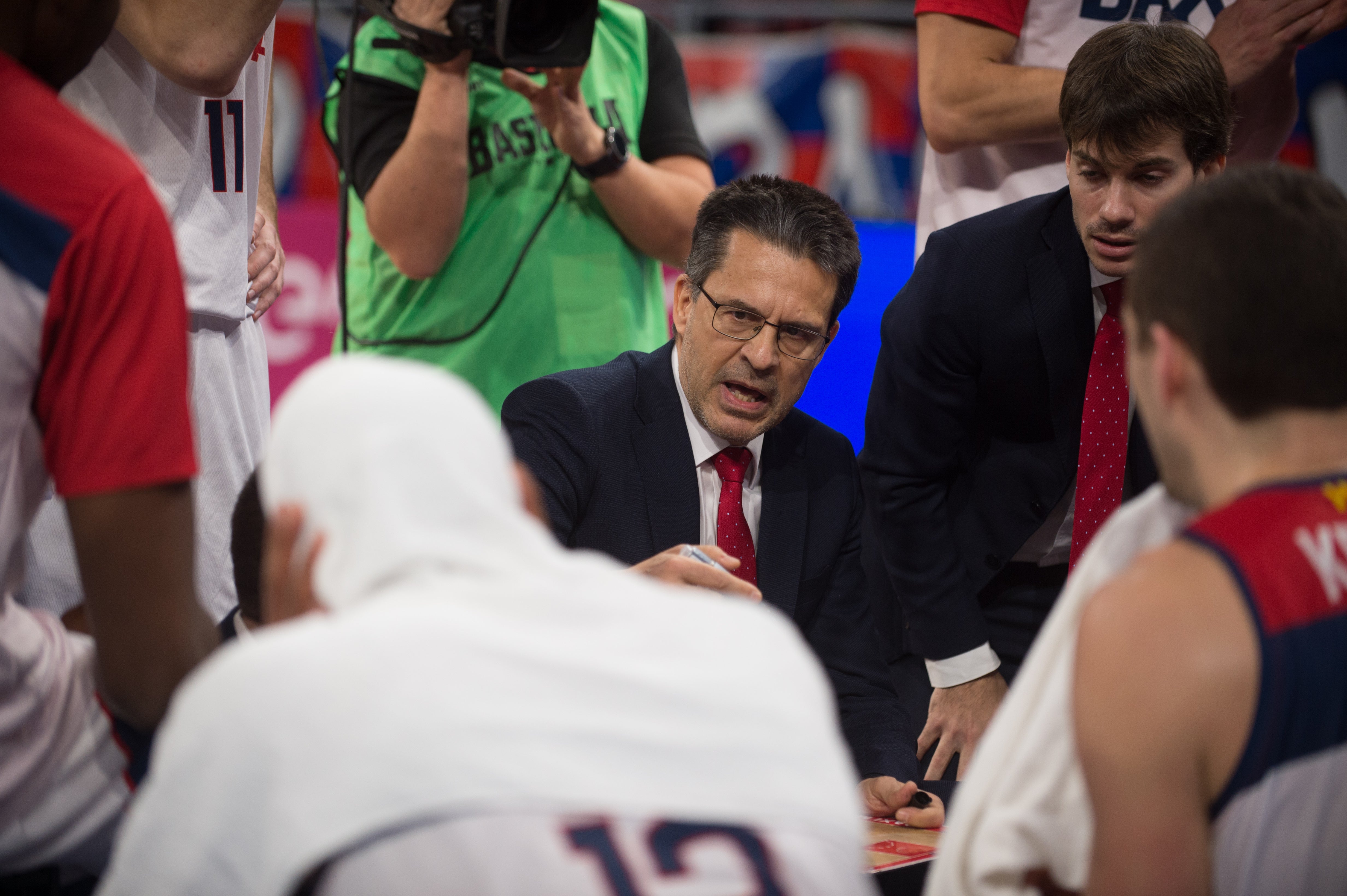 4 CUARTOS 5X04 Pedro Martínez: "Si te conformas, otros lo van a hacer mejor que tú" 4 CUARTOS 5X04 Pedro Martínez: "Si te conformas, otros lo van a hacer mejor que tú"