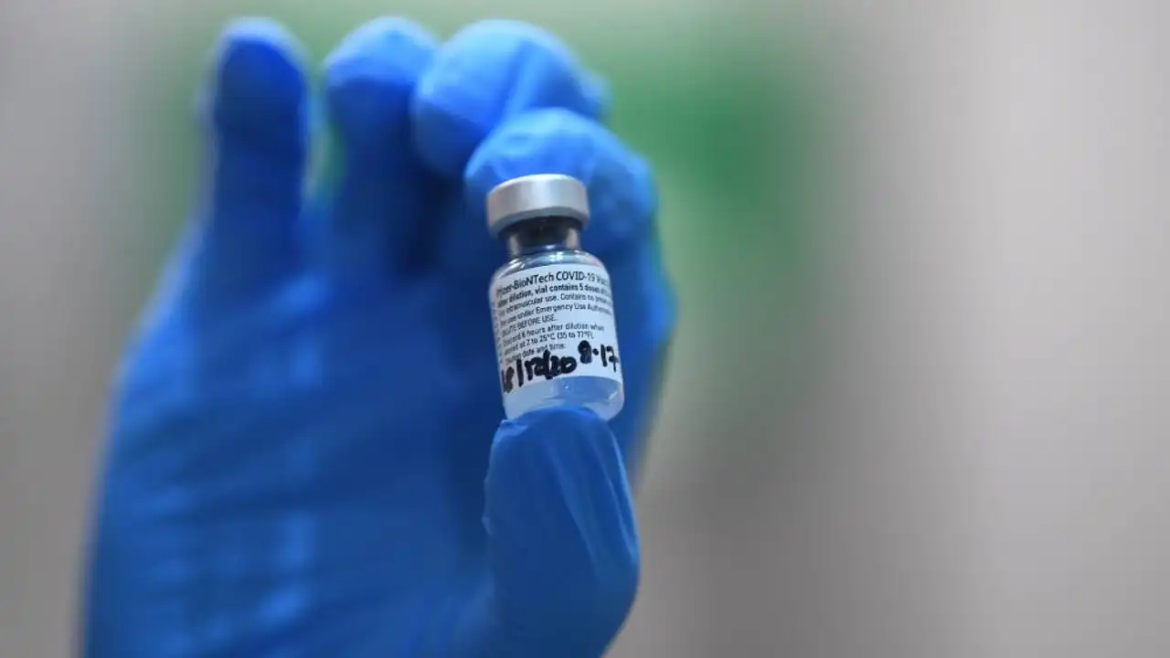Una dosis de la vacuna desarrollada por Pfizer y BioNTech contra el Covid-19. Una dosis de la vacuna desarrollada por Pfizer y BioNTech contra el Covid-19.