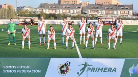 El Rayo Vallecano Femenino en el partido ante el Betis
