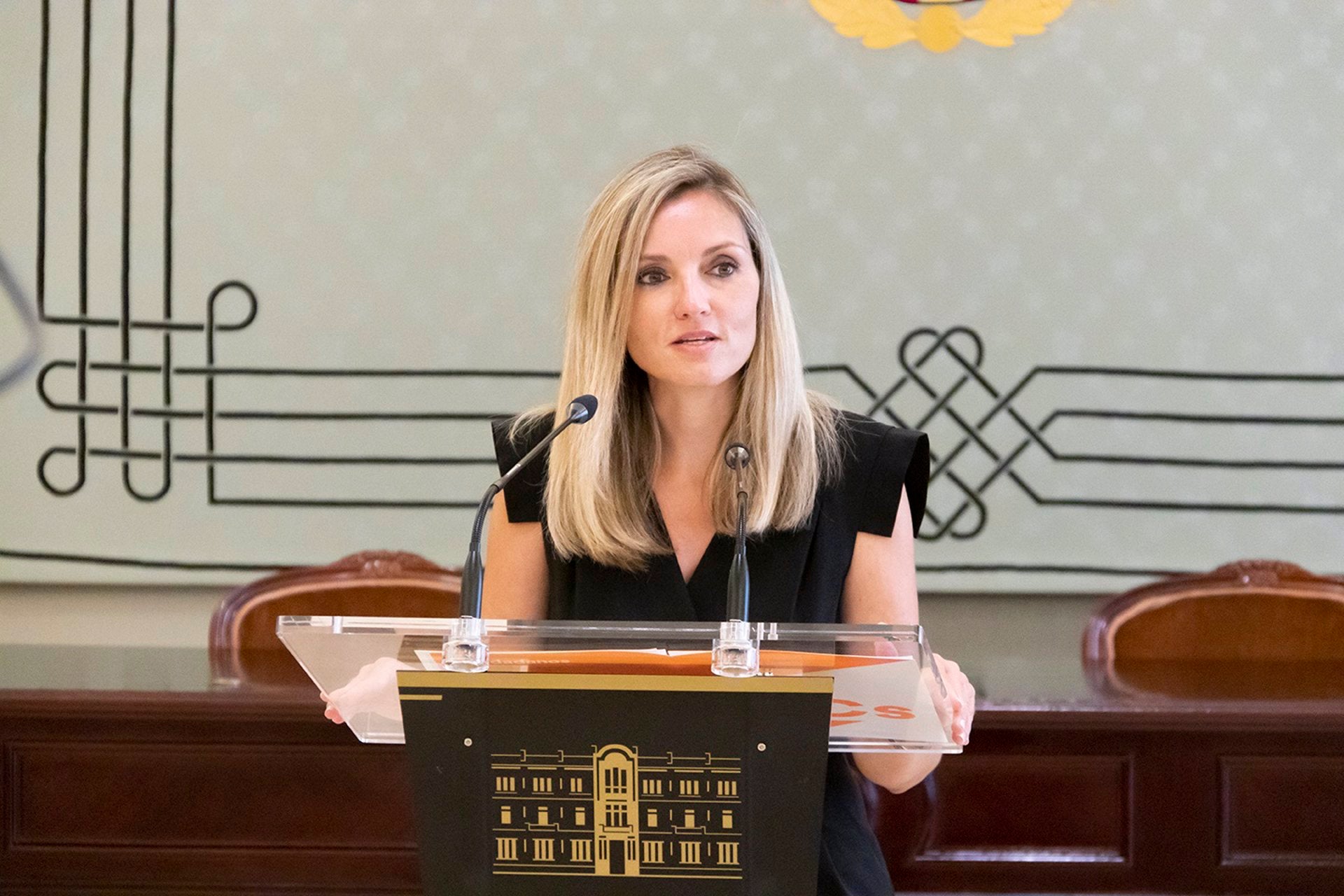 C's aplaude la desaparición de la Conselleria de Modernización pero cree que la remodelación "se ha quedado a medias" C's aplaude la desaparición de la Conselleria de Modernización pero cree que la remodelación "se ha quedado a medias"