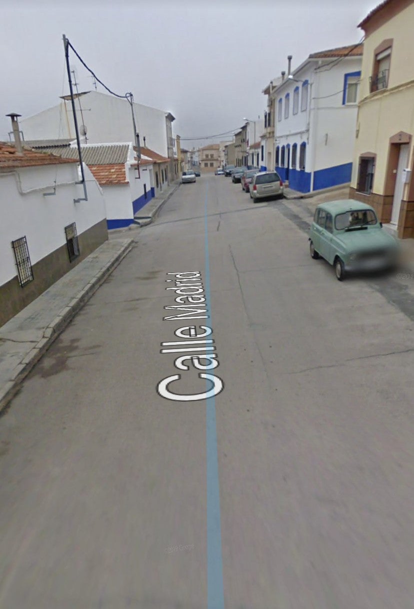 Atracan a una joven en Campo de Criptana "navaja en mano" Atracan a una joven en Campo de Criptana "navaja en mano"