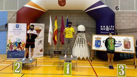 Dina Abouzeid, campeona de España de bádminton. Dina Abouzeid, campeona de España de bádminton.