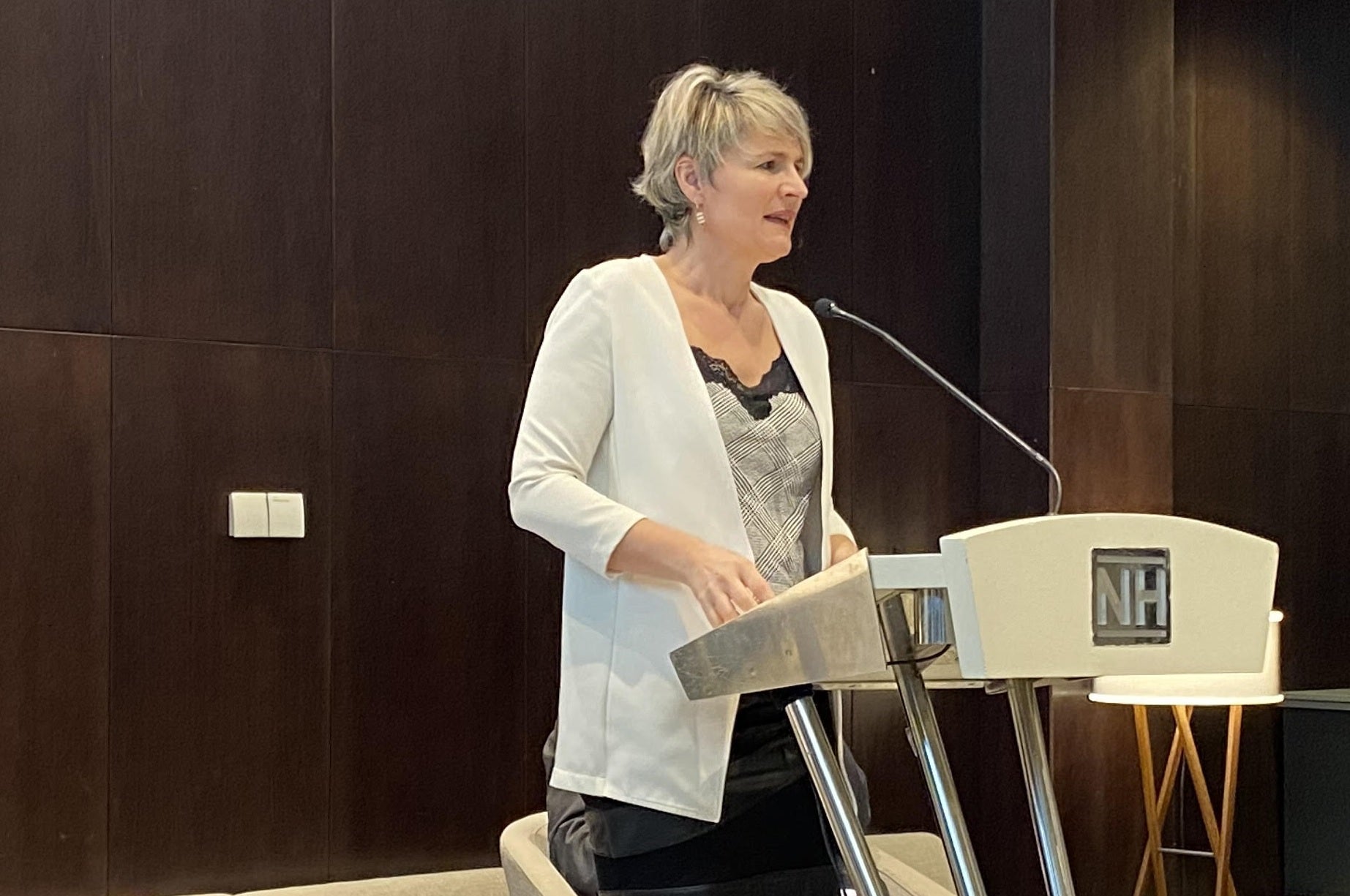 Maitena Ezkutari: "En noviembre, el alojamiento ha bajado un 70% respecto al año pasado" Maitena Ezkutari: "En noviembre, el alojamiento ha bajado un 70% respecto al año pasado"