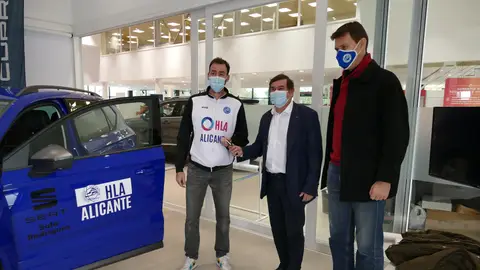 Acuerdo de colaboración entre Seat Rodríguez y el HLA Alicante. Acuerdo de colaboración entre Seat Rodríguez y el HLA Alicante.