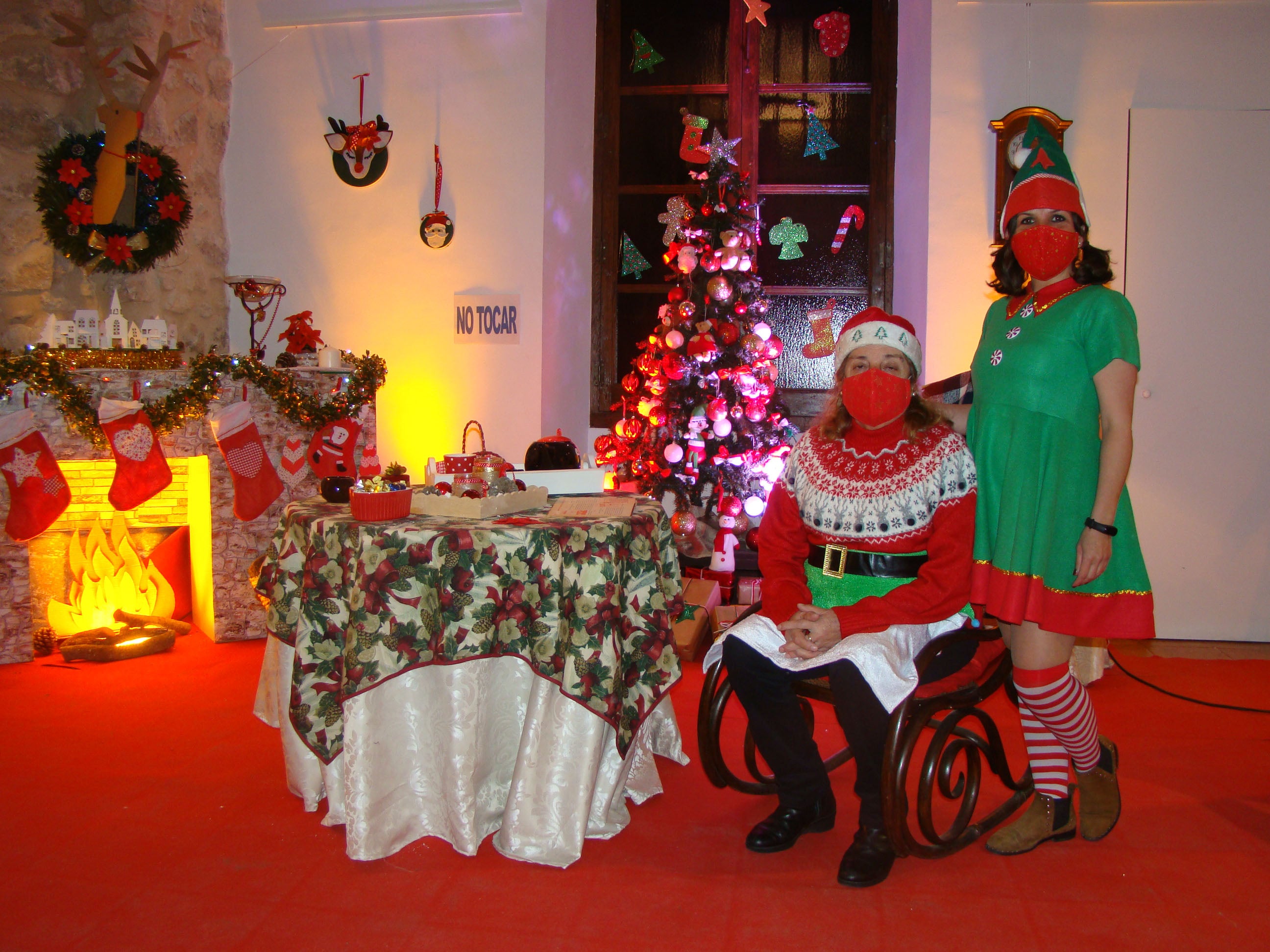 Las Supernenas de Quintanar elaboran y venden mascarillas con un fin solidario Las Supernenas de Quintanar elaboran y venden mascarillas con un fin solidario