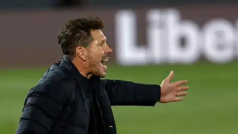 Simeone en el partido contra el Real Madrid Simeone en el partido contra el Real Madrid