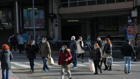 La hosteler&iacute;a celebra la vuelta y pide cautela a los ciudadanos